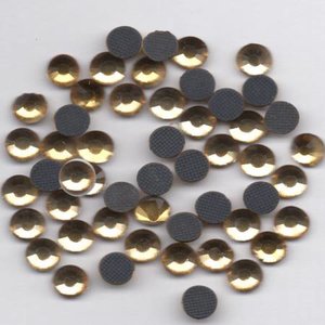 Rhinestones 3mm - Lt Topaz